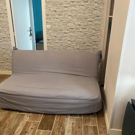 Apartment T2 35m2 Centre De Beaune *